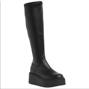 Steve Madden Warning Black Platform Boots New Womans Viral Boots
